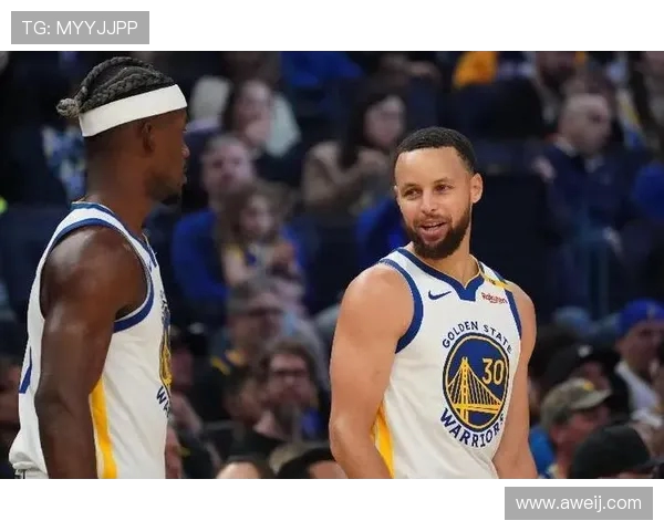 勇士队与掘金队激烈对决 展现顶级篮球技艺与策略博弈