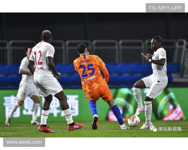 重庆极限运动队在世界攀岩锦标赛中的团队协作表现分析与点评