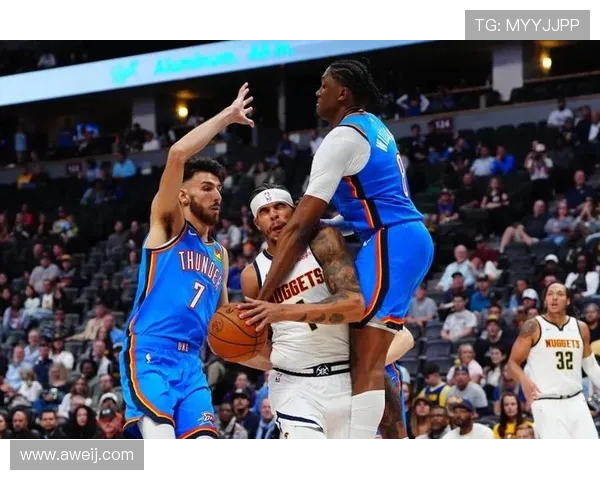 2017年雷霆与勇士精彩对决回顾全场集锦与精彩瞬间分享